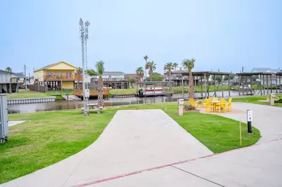 Premium Montego Cove - 5