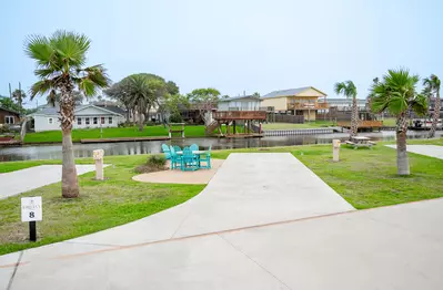 Executive Montego Cove - 8